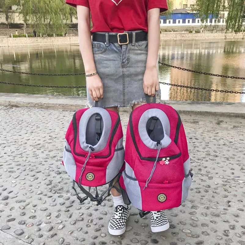 Mochila de transporte para mascotas.